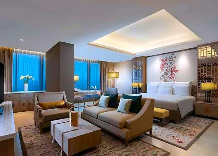 Eden'z Suite's 4* バリ島