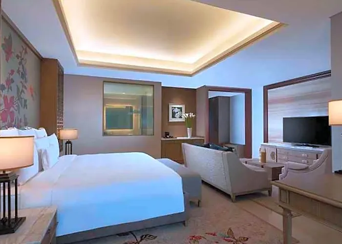 Eden'z Suite's 4*