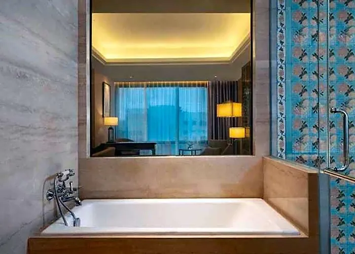 Eden'z Suite's 4*